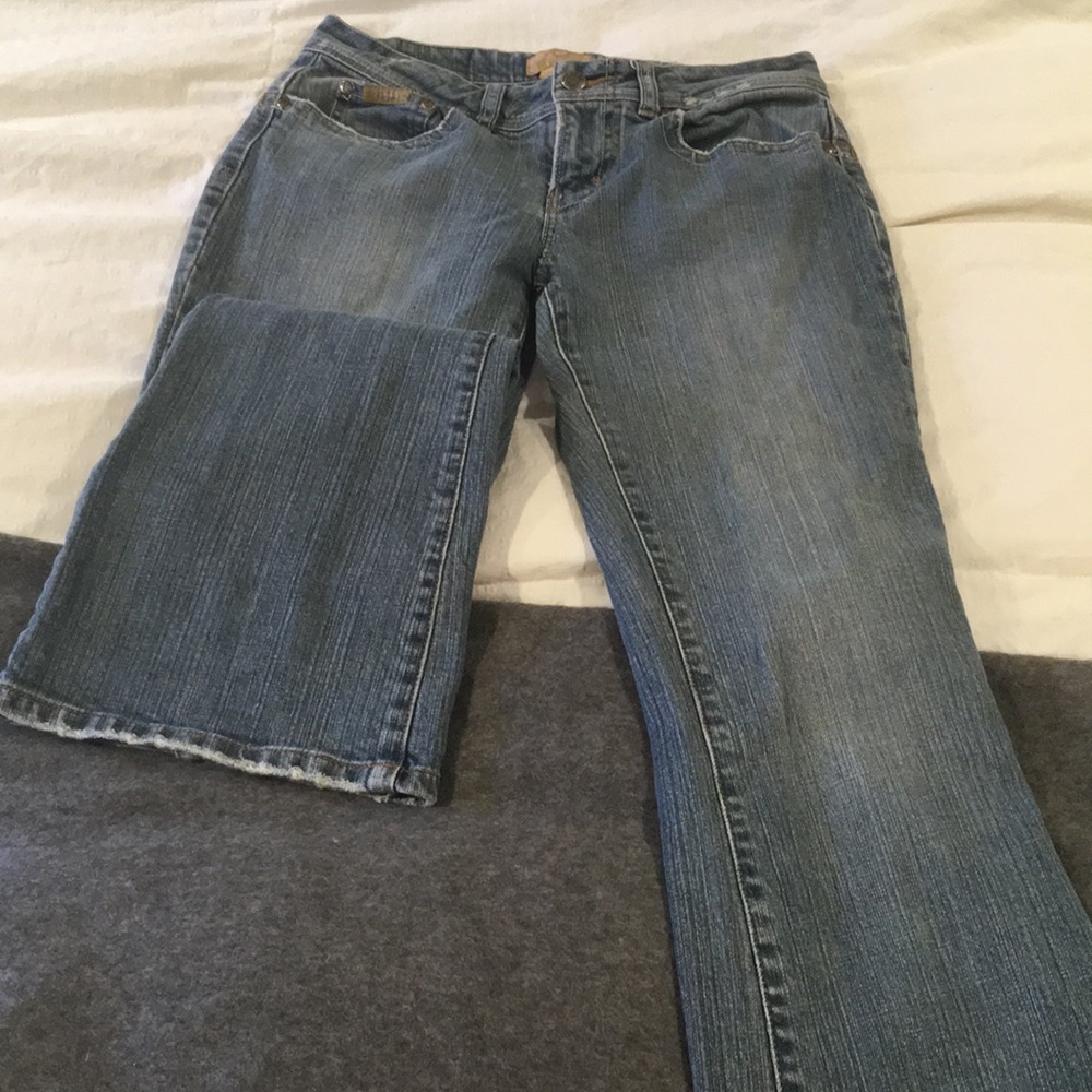 Candies Jeans.